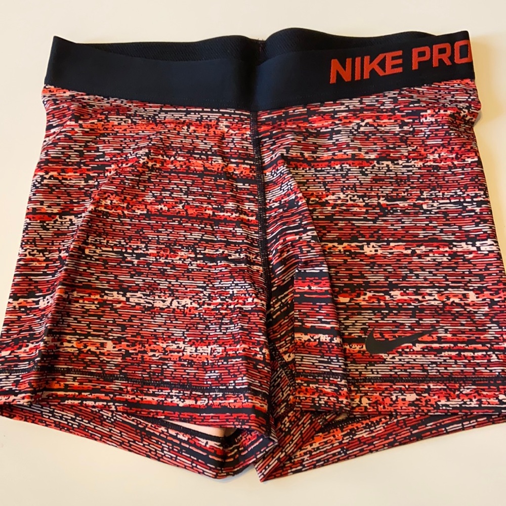 Nike Pro Red